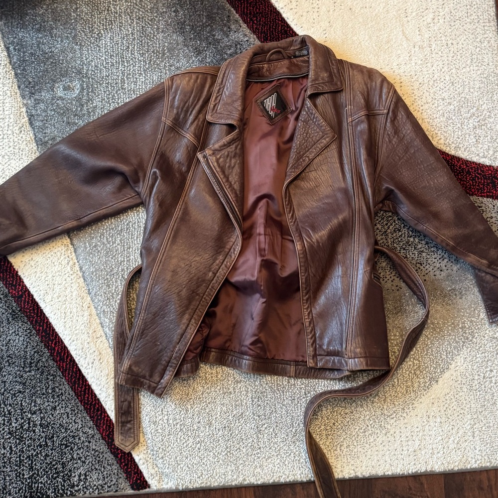 Tiboa Women’s Leather Coat